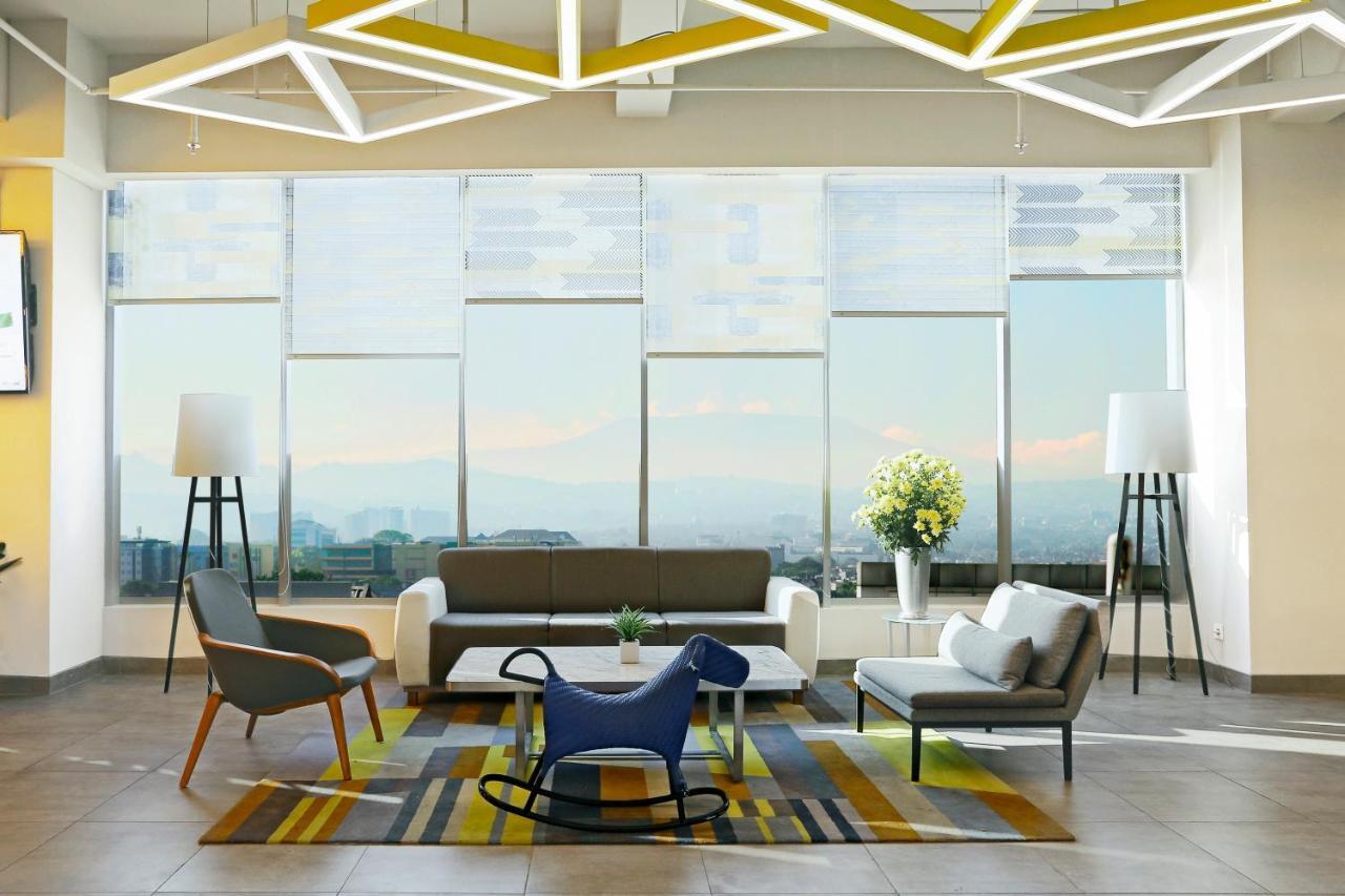 Yello Hotel Paskal Bandung Dış mekan fotoğraf